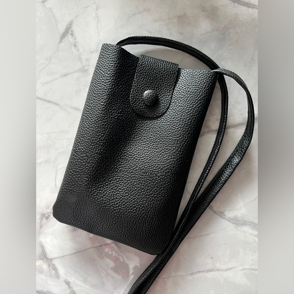 Stylish Black Pebbled Leather Crossbody Bag